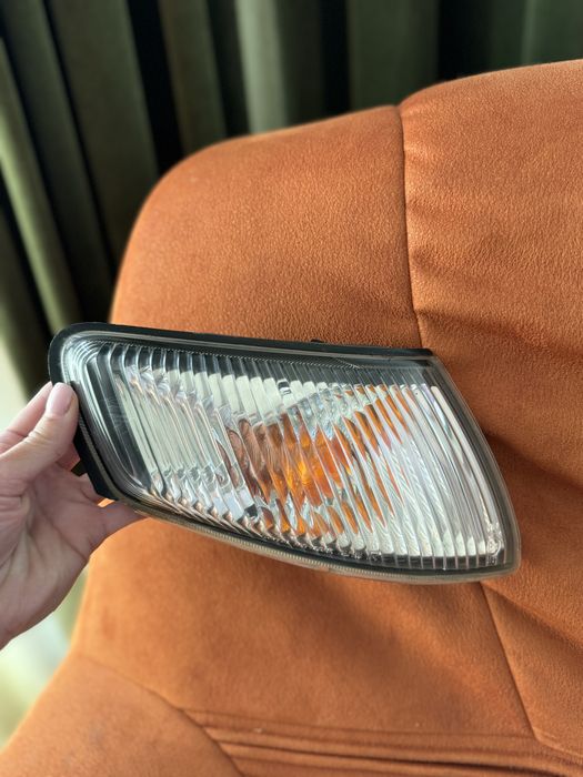 Фара передняя Mazda 626 рестайлинг