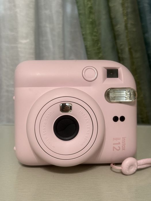 Фотоаппарат Fujifilm Instax Mini 12 Rose