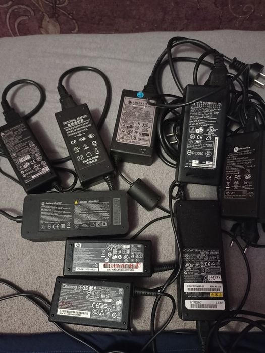 Зарядні до ноутбуків