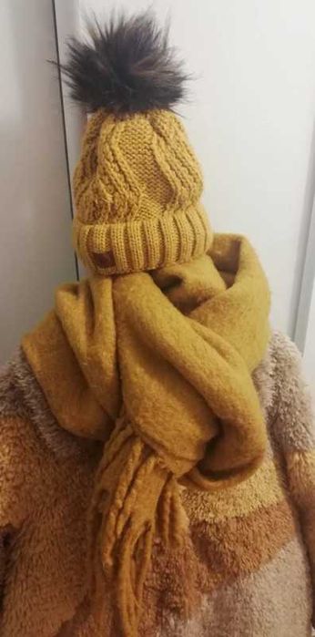 Futerko z czapką i szalikiem ROZM S