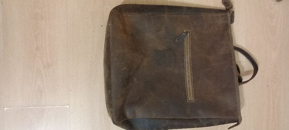 Mochila em couro
