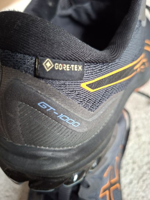 Кросівки Asics GT-1000