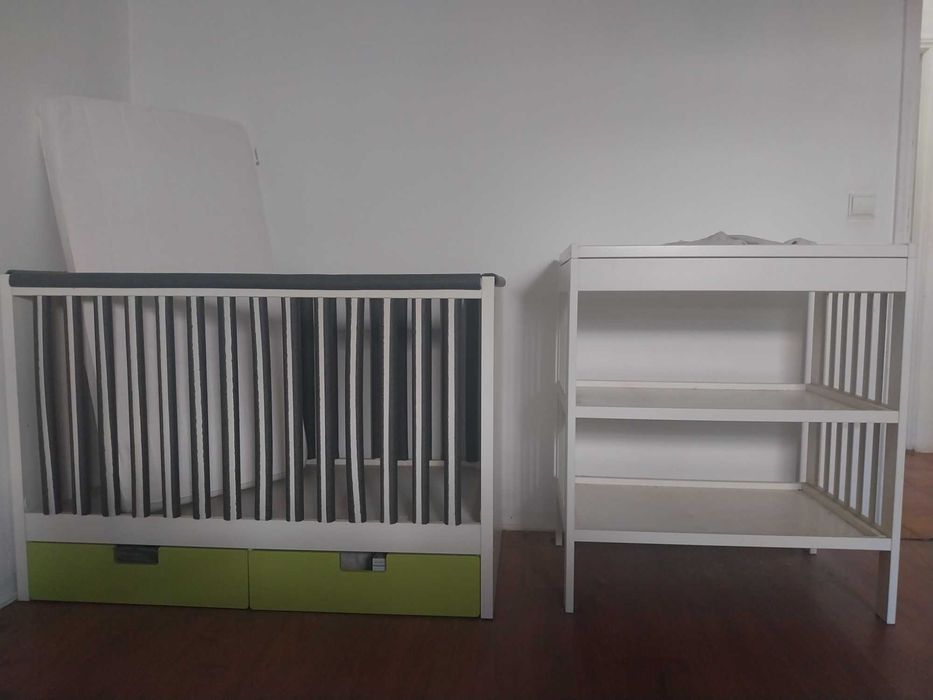 Berço + Cómoda/Trocador IKEA – Excelente Estado