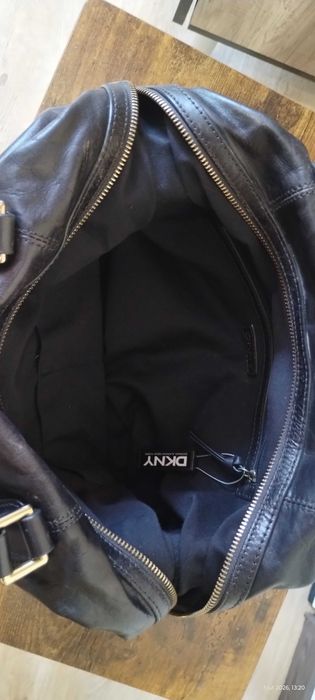 Torebka skórzana firmy DKNY