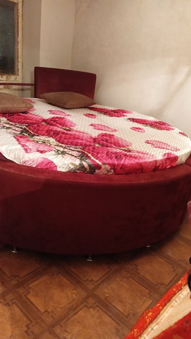 Продам мебель огромная круглая кровать фото   кровати