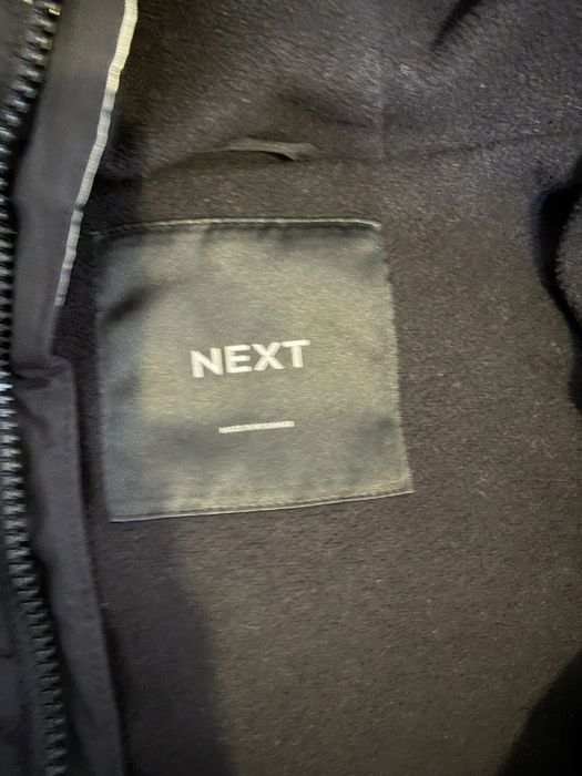 Продам куртку next