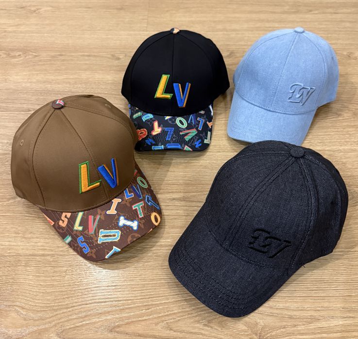 Кепка LV чорна синя Louis Vuitton