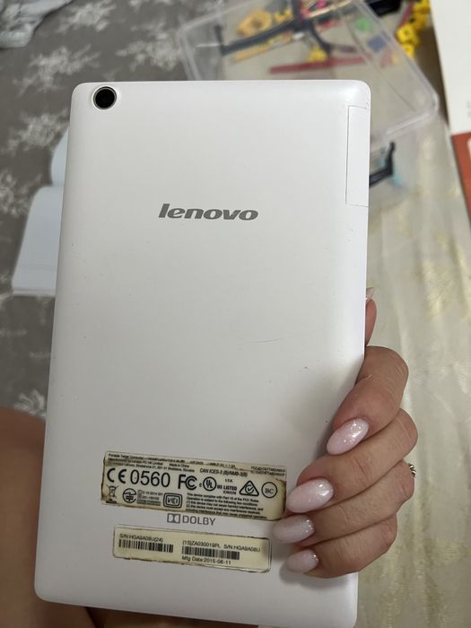 Планшет Леново