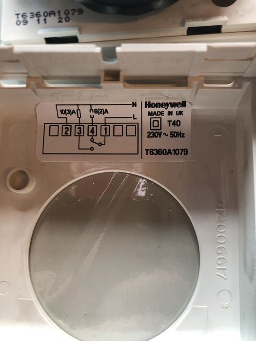 Sterownik termostat pokojowy Honeywell T6360A1079