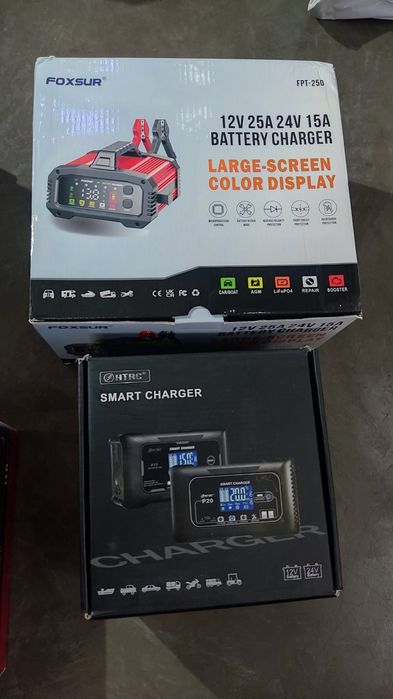 Зарядний пристрій Зарядка акумулятора Автомобільне зарядне 12v/24v