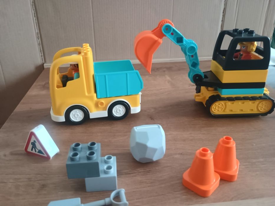 Lego Duplo  10931+10930 koparki