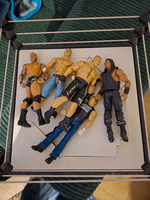 WWE zestaw ring plus figurki