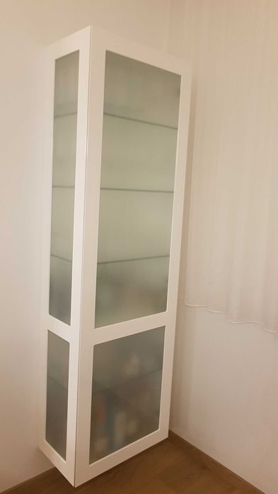 Wisząca witryna barek komoda biały lakier oswietlenie led