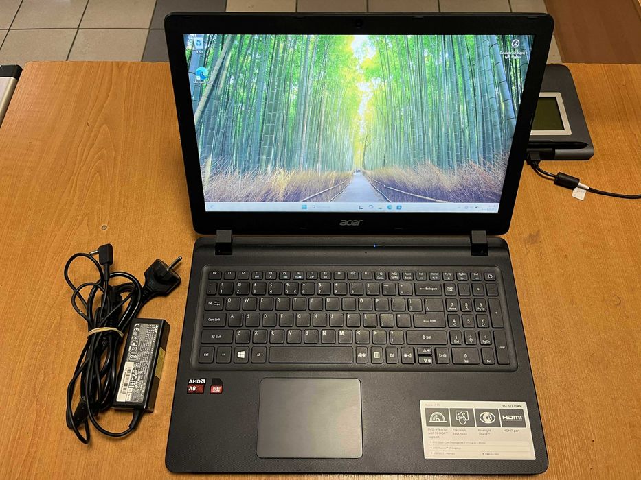 Ноутбук Acer Aspire es1 523 - amd-A9 | RAM 8gb |