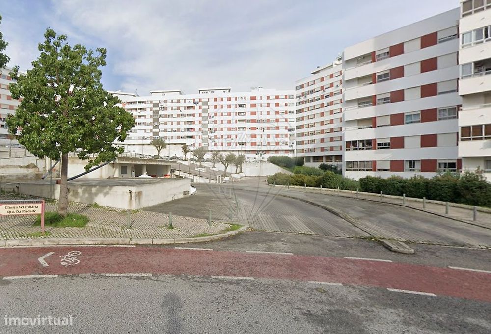 Garagem  para arrendamento