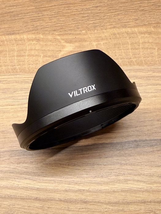 Tulipan do obiektywu Viltrox 16mm 1.8 *nowy*