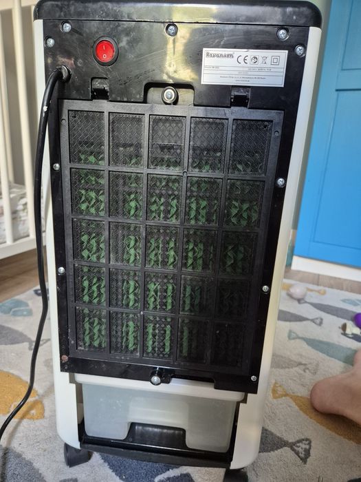 Klimator Ravanson KR 1011  2 wkłady chłodzące.