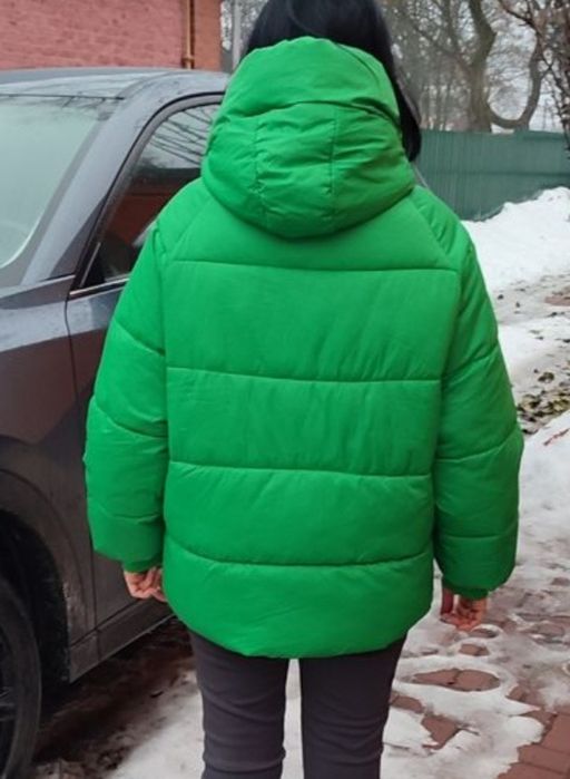 Зимова  куртка  з капішоном