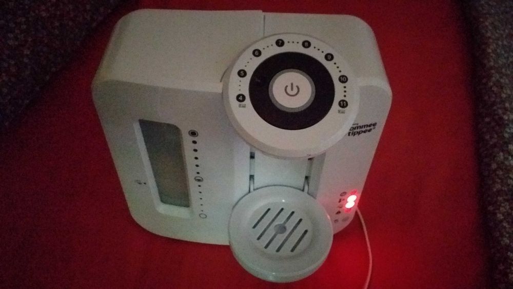TOMMEE TIPPEE preparador de biberão como novo