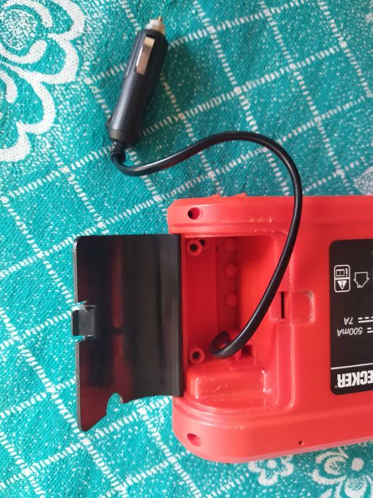 Бустер Black Decker BDV030.