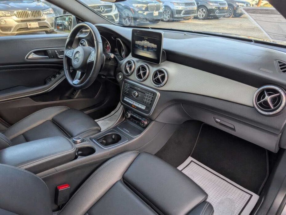 Mercedes-Benz CLA 250 4MATIC      2019