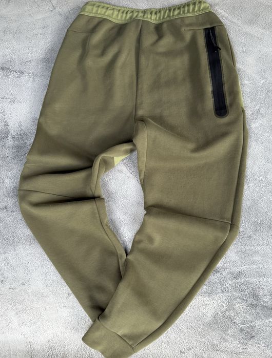 Dres Nike Tech Fleece rozm S