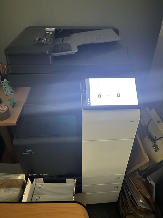 Konica Minolta bizhub c300i