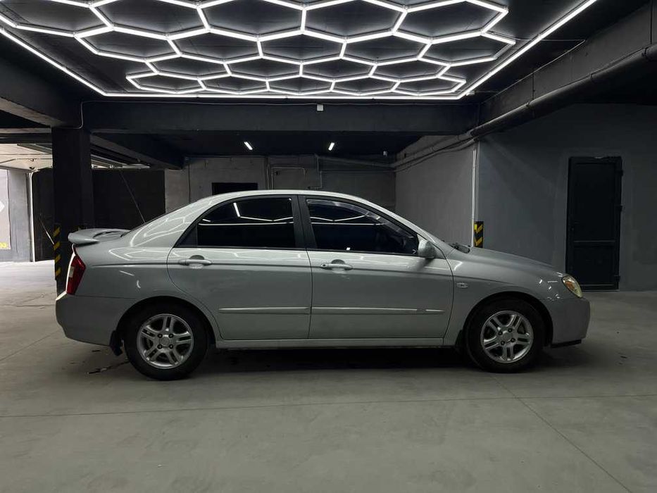 Kia Cerato 2006