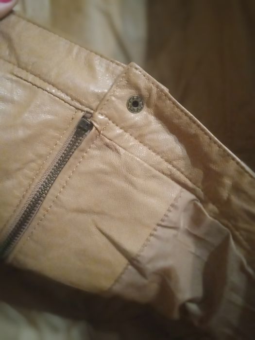 Продам кожаную куртку