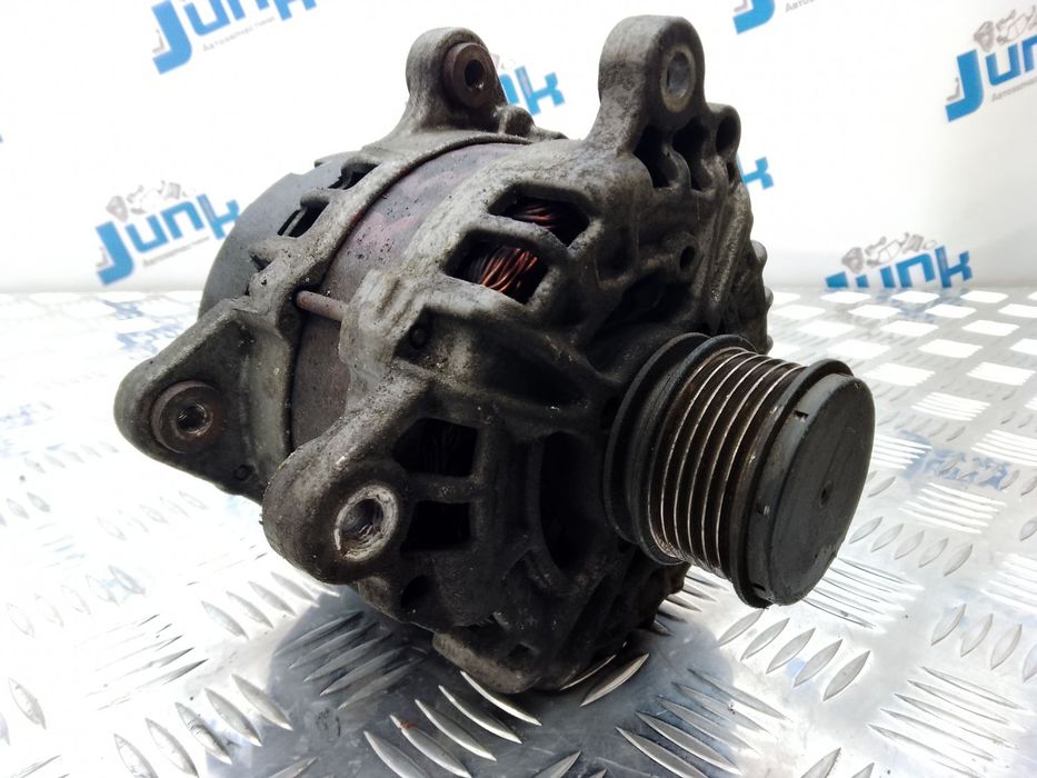 Генератор 03L903023R для Volkswagen Passat B7