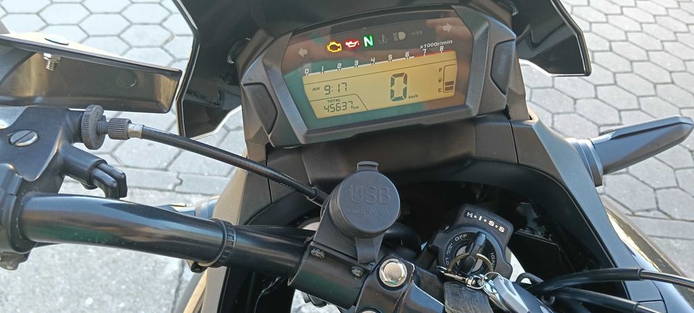 Honda NC 700 de 2013 impecável