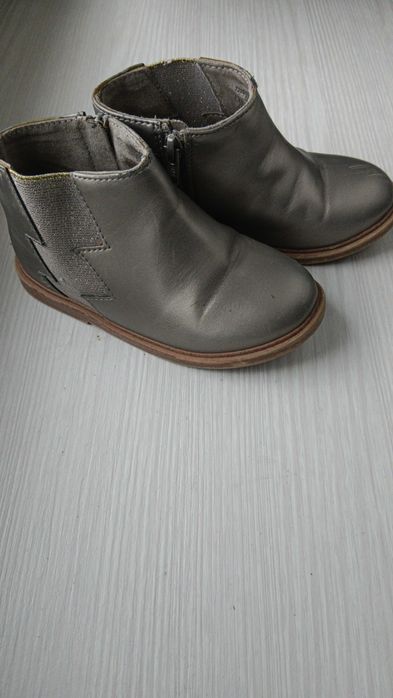Buty dla dziewczynki botki wiosenne rozm 23 zara