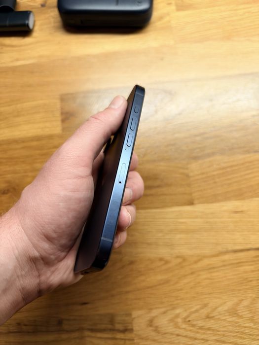 iPhone 15 Pro 512GB Blue Titanium pudełko +2 etui QuadLock + 4 szkła Nillkin