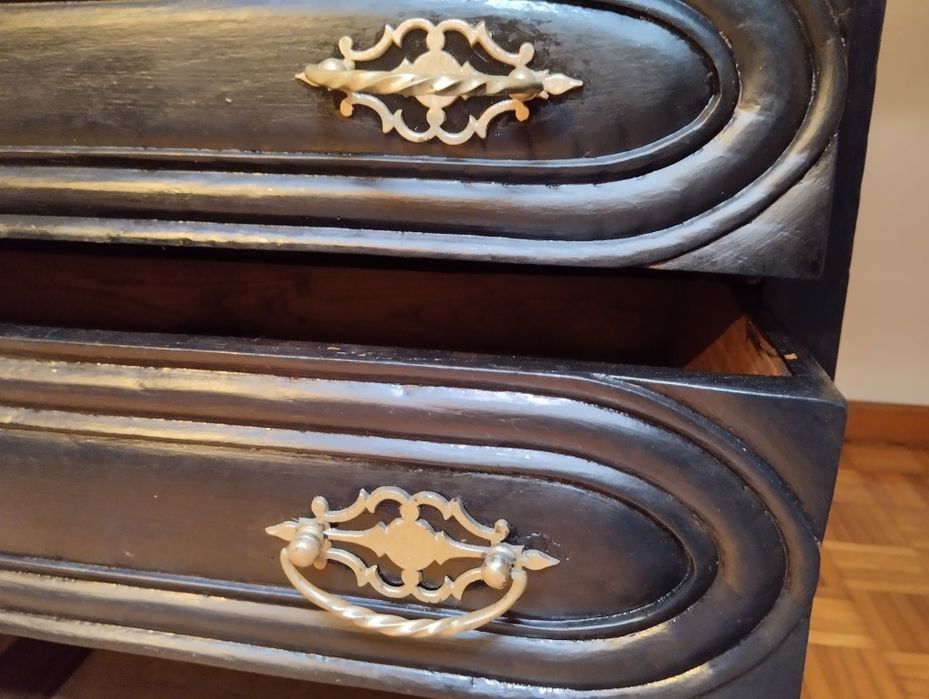 Peça Antiga Secretaria restaurada