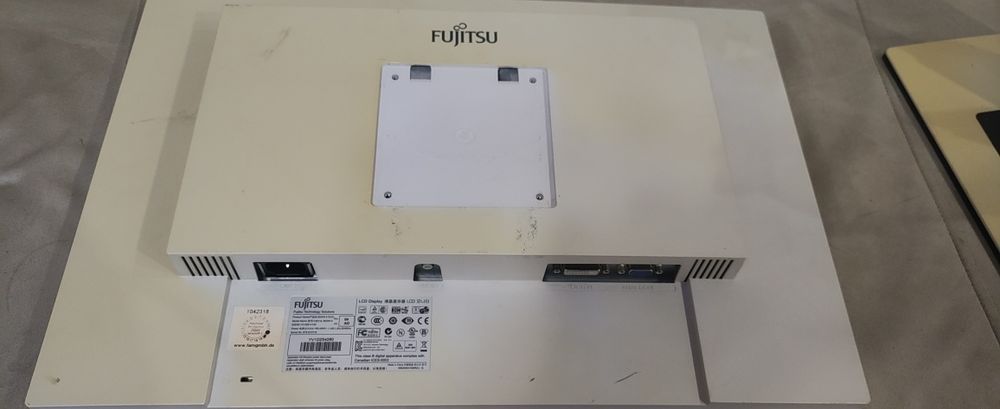 Монітор Fujitsu B22W-5 22" динаміки з кабелями