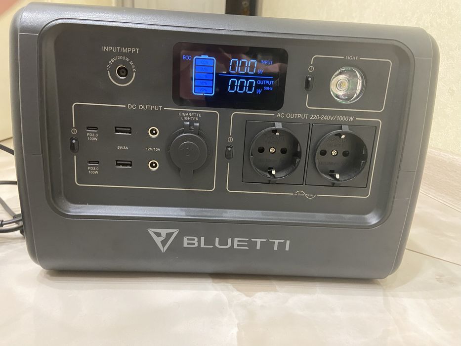 Зарядна станція Bluetti EB70. Ідеальний стан