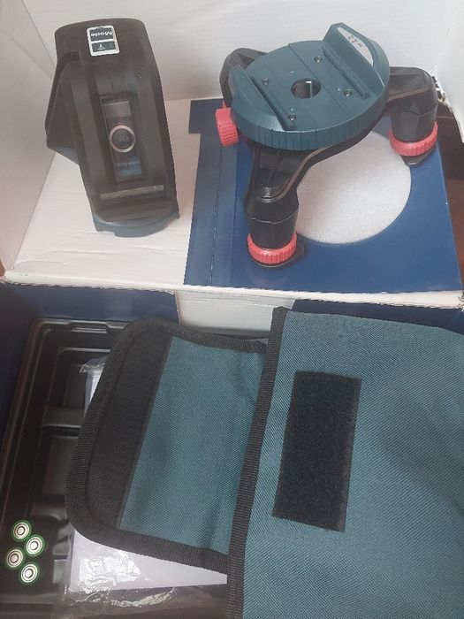 Лазерний нівеніл Bosch