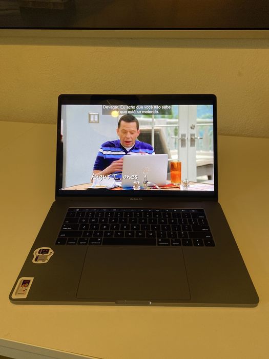 MacBook Pro 15 201764750890823939124