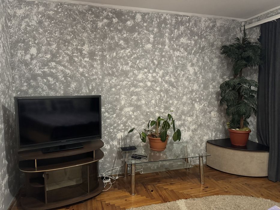 2-кім. квартира/ Вокзал / Центр/ Подобово / На місяць