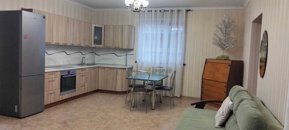 Продається будинок у Вараші