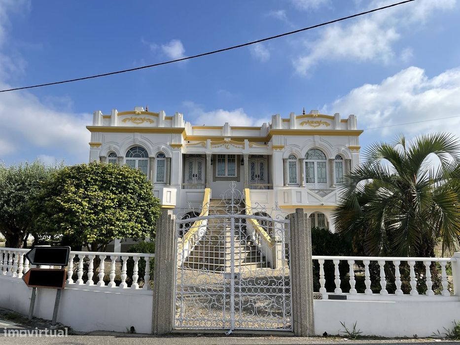 Moradia de luxo T4 - Avanca