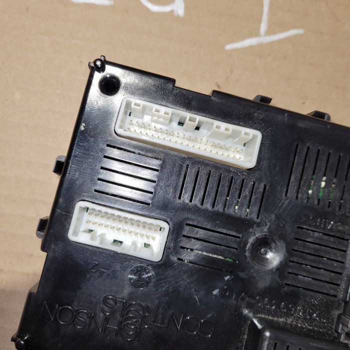 Moduł sterownik BCM L2NG nissan Micra III K12 2006r