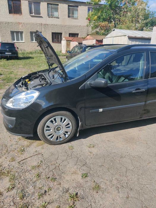 Автомобіль RENAULT  CLIO