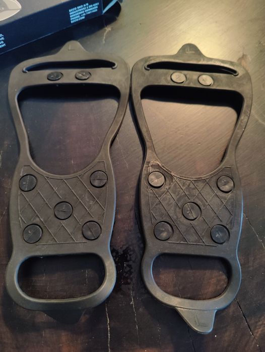 Nakładka antypoślizgowa Ecco.