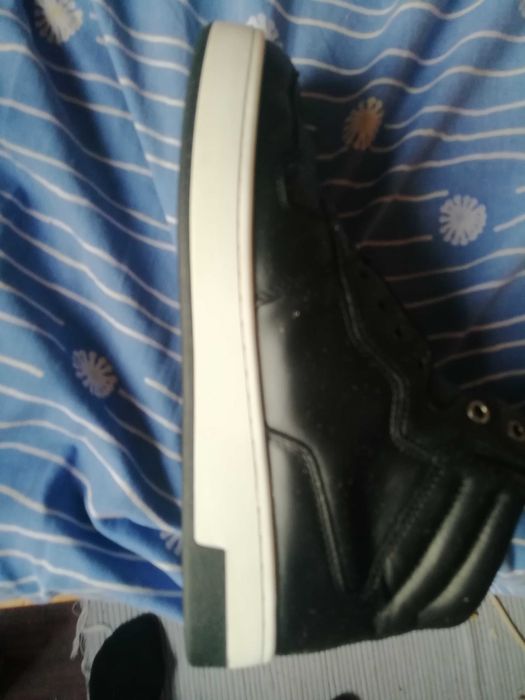 Ténis/bota da Calvin Klein número 39
