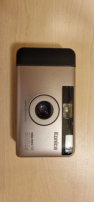 Konica Big Mini magnifica point & shot