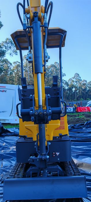 Mini giratória 1000klg