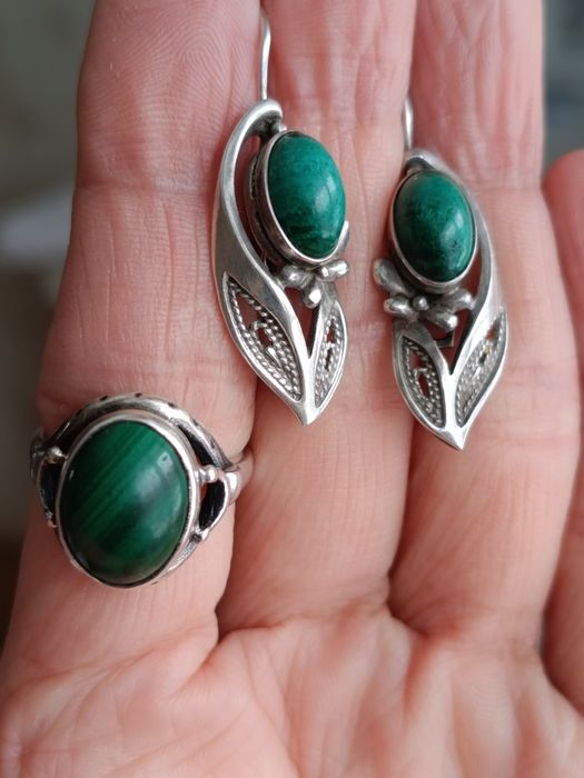 Серебряные украшения. 8500