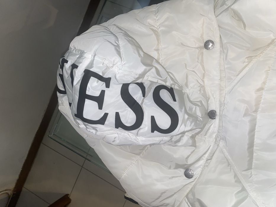 casaco da guess L