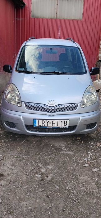 Toyota Yaris Verso